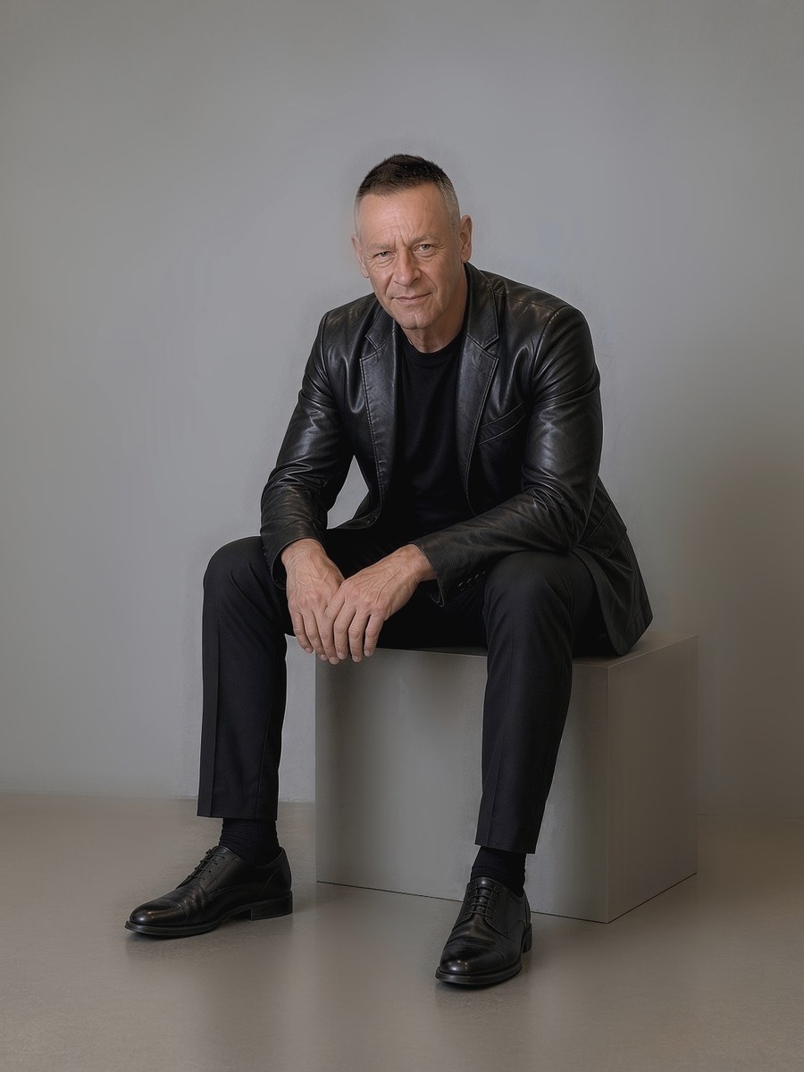 Portrait of Mark Jason Bradley